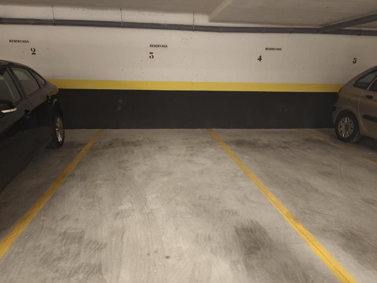 Apartamentos Picasso Alcalá de Henares Kültér fotó