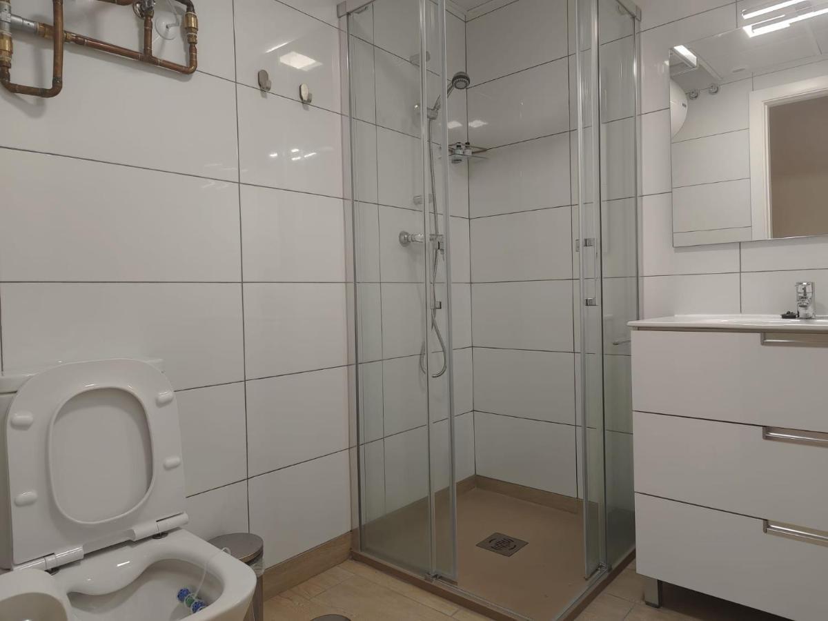 Apartamentos Picasso Alcalá de Henares Kültér fotó