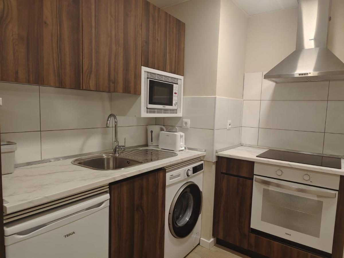 Apartamentos Picasso Alcalá de Henares Kültér fotó
